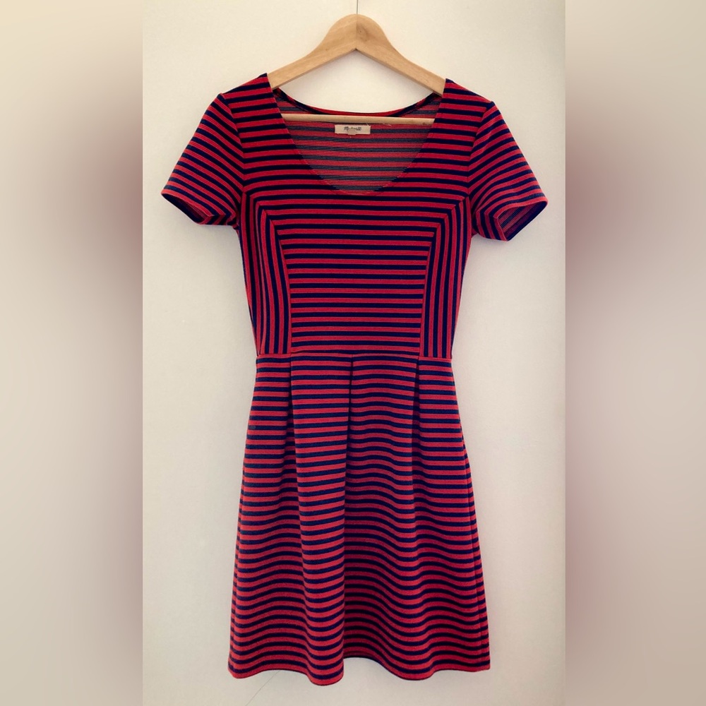 Madewell Knit Striped Dress in Red and Navy with Pockets Size 2